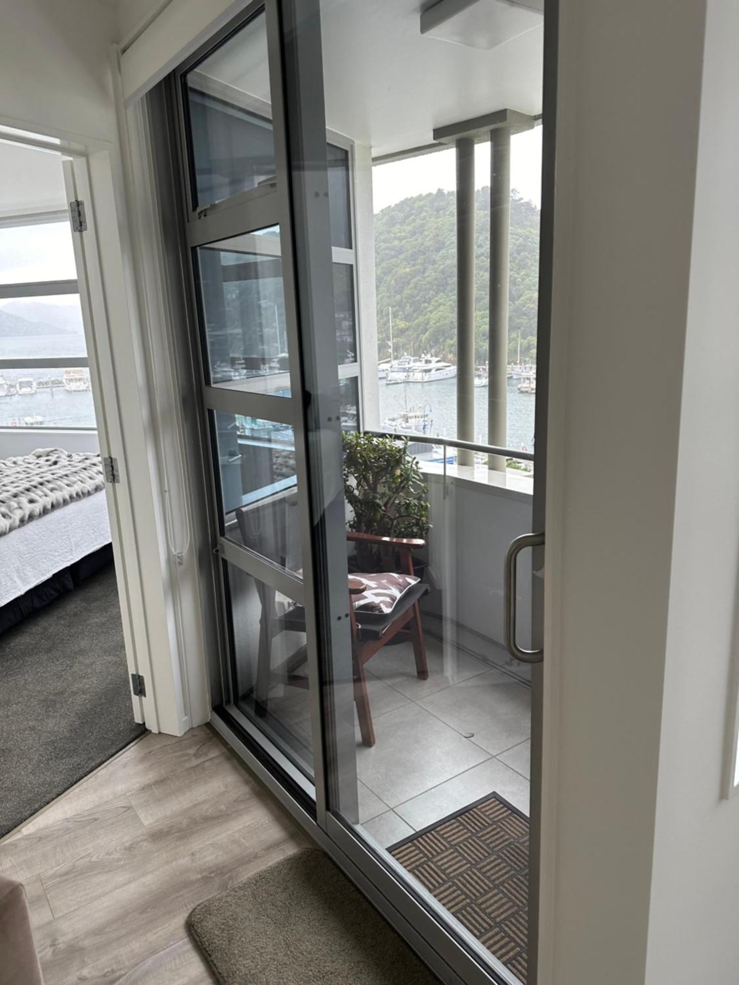 Picton Waterfront Apartments Ngoại thất bức ảnh