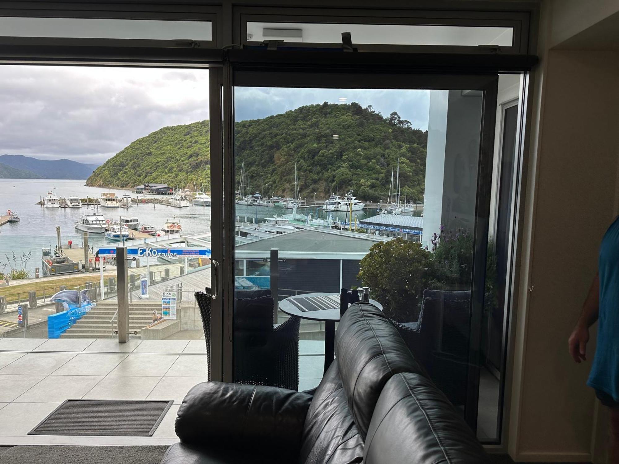 Picton Waterfront Apartments Ngoại thất bức ảnh